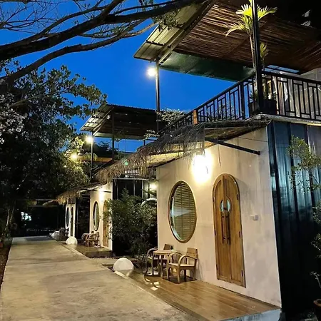 Free Tribe Nudist Resort